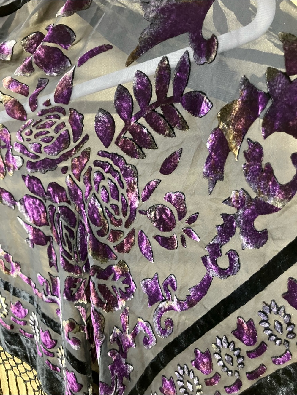 Black & Purple Burn-out Velvet Floral Fringe Shawl - Picture 4 of 4